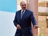 Лукашенко каже, що посольство РФ у Мінську підпалили росіяни