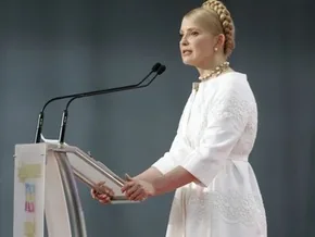 Тимошенко вирішила: "Україна понад усе", а українська – єдина державна мова