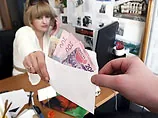 У ВНЗ вже почали брати гроші за відпрацювання: перездача іспиту в професора потягне на 900 грн