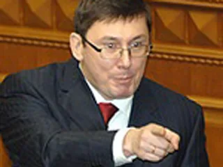 Стогній дав по обличчю Луценку за ідею про оральний секс